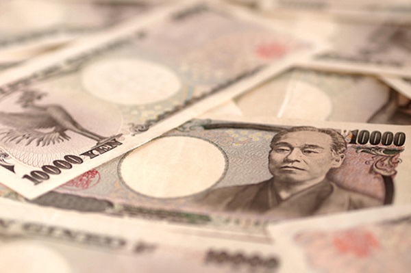 贸易战持续且美国CPI意外放缓，金价再创历史新高